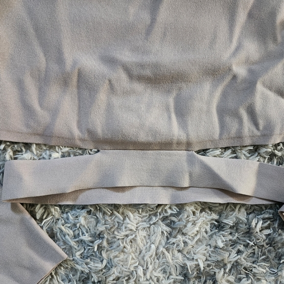 Crop TEN by Babaton top - Picture 2 of 3